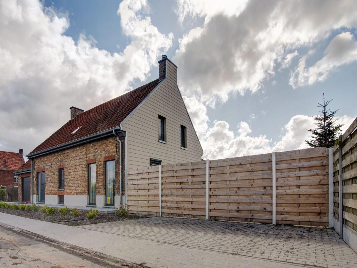 Holiday Home In Koekelare Esterno foto